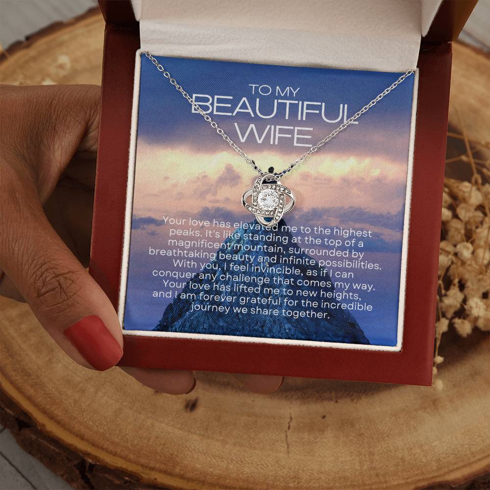 To My Beautiful Wife | Radiant Connection Necklace: Symbol of Eternal Love πππ