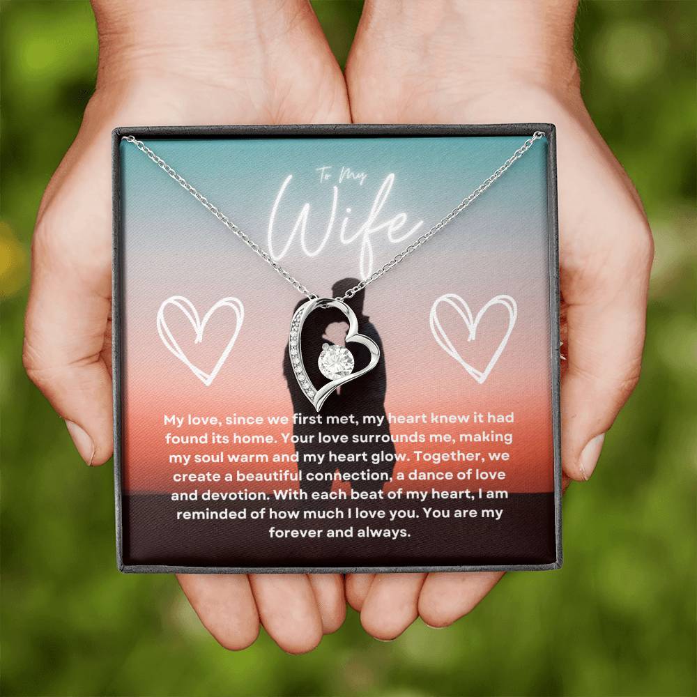 To My Wife | Radiant Forever Love Pendant: Shimmering Symbol of Eternal Affection πππ