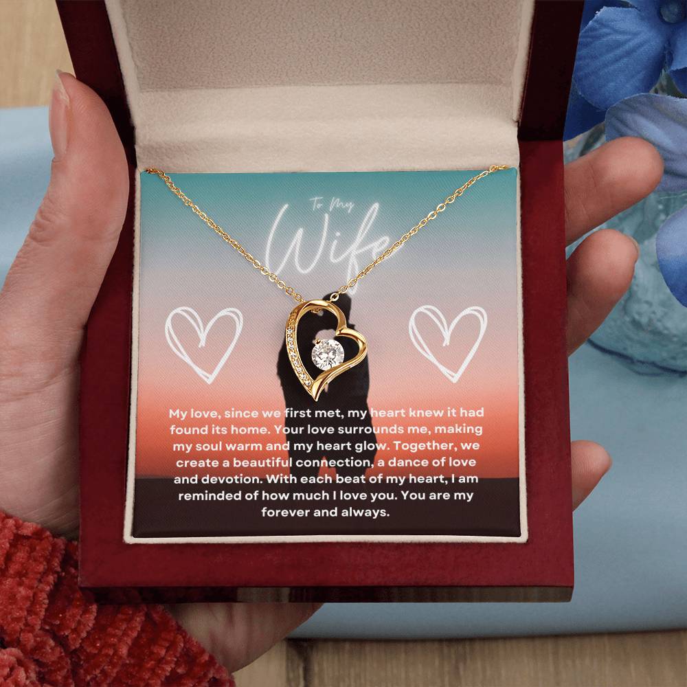 To My Wife | Radiant Forever Love Pendant: Shimmering Symbol of Eternal Affection 💞🌟🎁