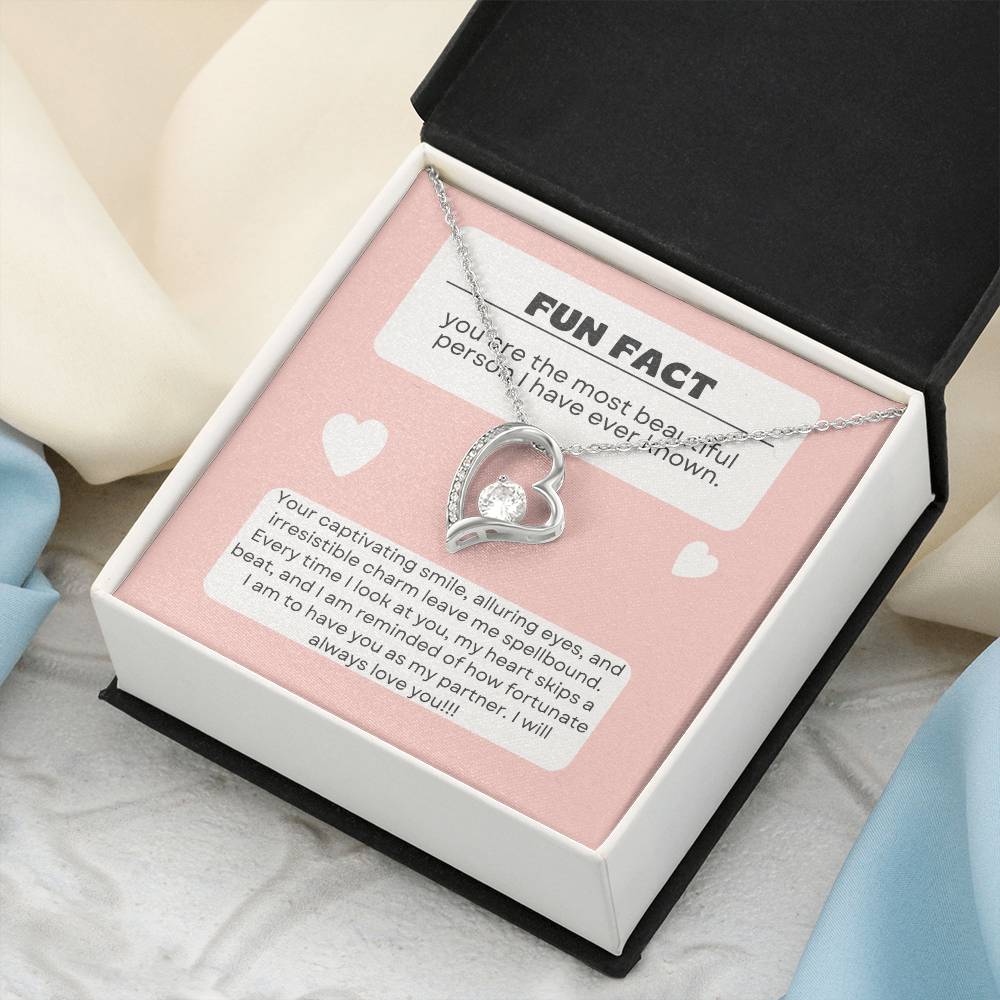 Eternal Connection Necklace: Symbolic Forever Love Charm 💗⏳🔗